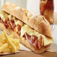 Bocadillo de BEICON o LOMO 6,50 €