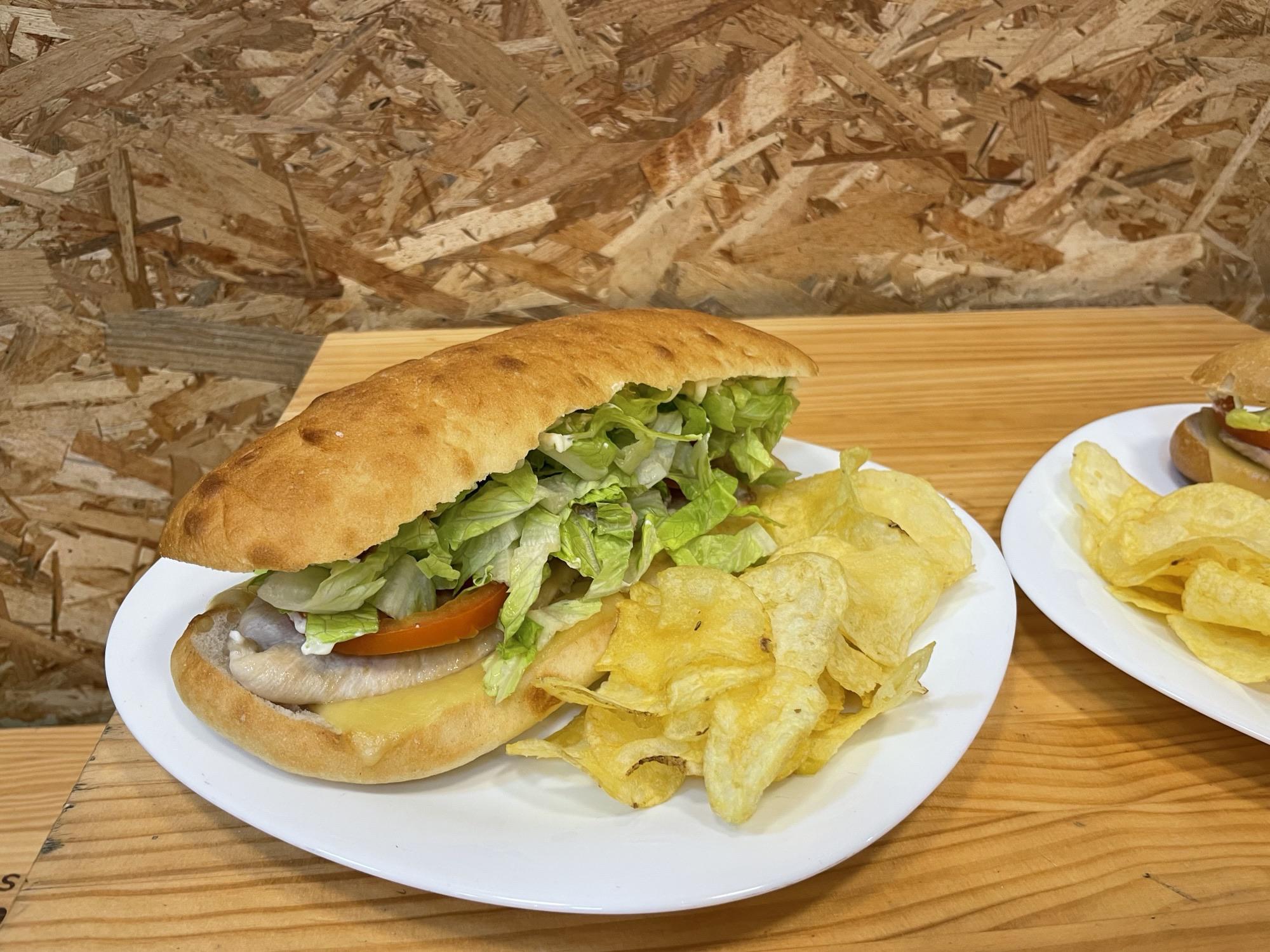 Bocadillo CAMPERO 7,50 €